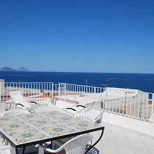 vulcanoconsult-appartamenti-spiaggia.sicilyhotelsitaly.net/