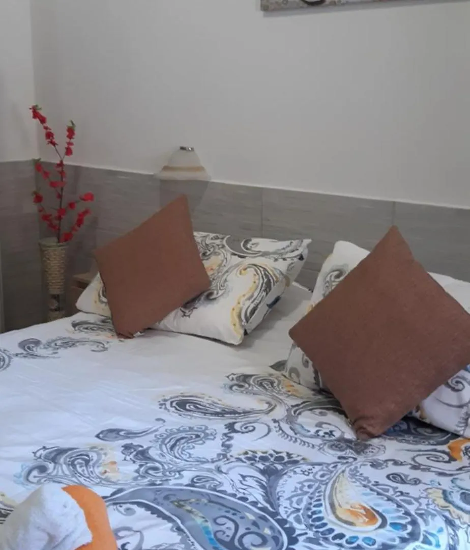 Pan Di Zucchero Iglesias Apartment